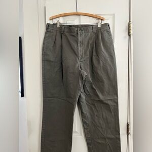 Tommy Hilfiger Men's Dark Green Chinos